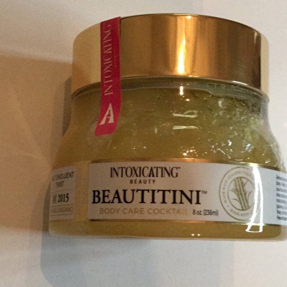 Intoxicating beauty beautitint lime vodka tonic salt emollient twist body polish